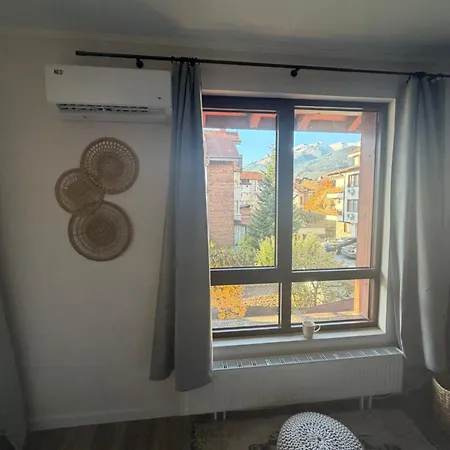 Luxury Studio2 In Friends *